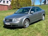 Audi A4 b6 1.6l 102PS, Klimaautomatik, ESP - Audi A4 mit Benzin-Antrieb: Limousine, 1.6