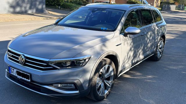 VW Passat Alltrack 2.0 TDI Pano AHK, Wi Räd, Matrix