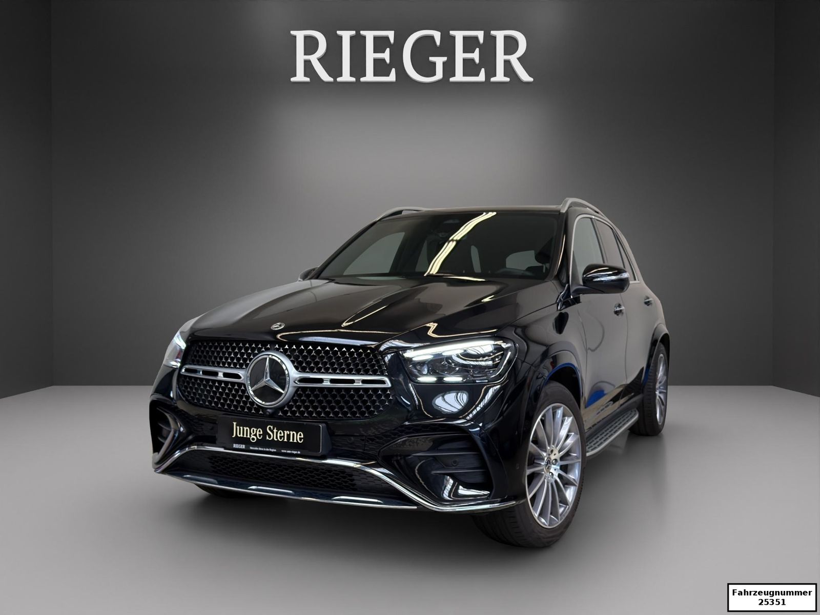 MERCEDES-BENZ GLE 300 d 4M AMG*360°*AHK*HUD*Pano*Airmatic*21"*