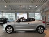 Peugeot 206 Cabriolet CC Platinum*KLIMAAUT.*SHZ*LEDER* - Peugeot 206: Cabrio, 206cc