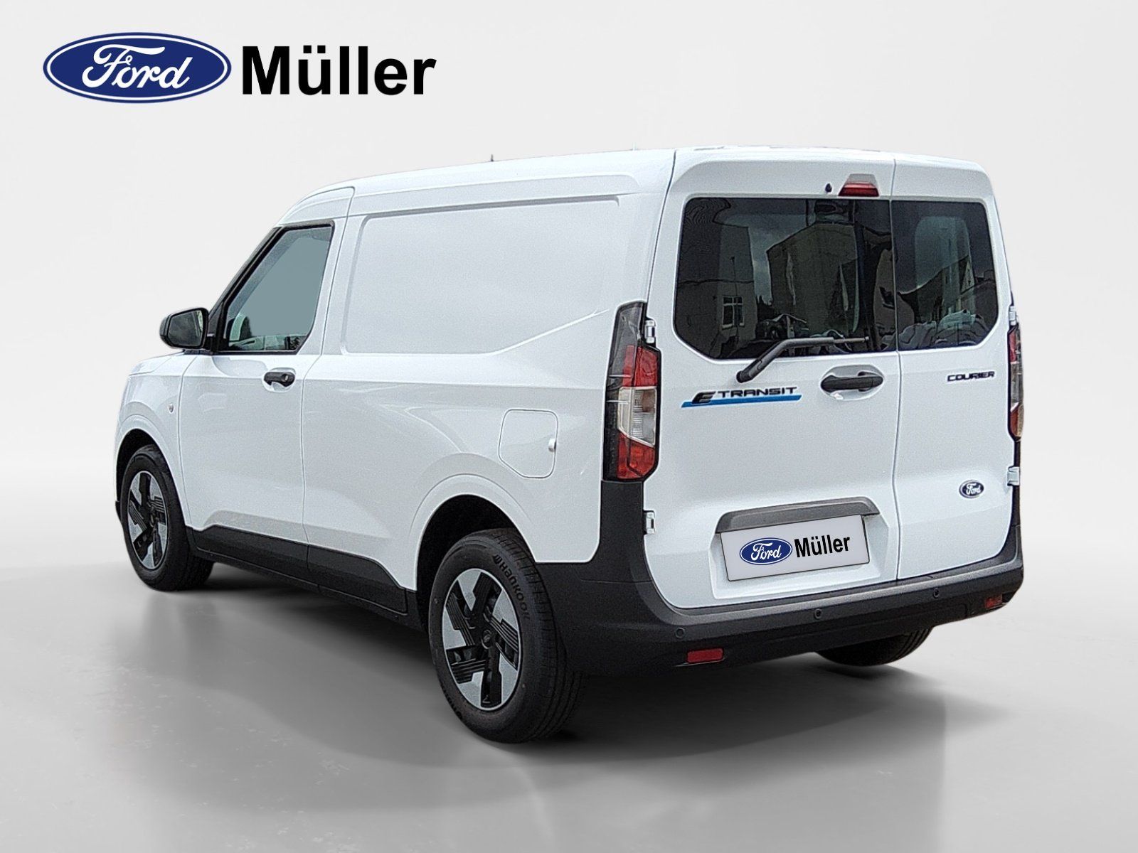 Ford Transit Courier 54 kWh Elektromotor 100 kW (136  imagem 3