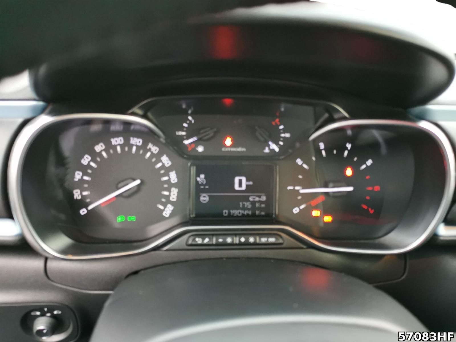 Fahrzeugabbildung Citroën C3 1.2 PureTech 110, Elle