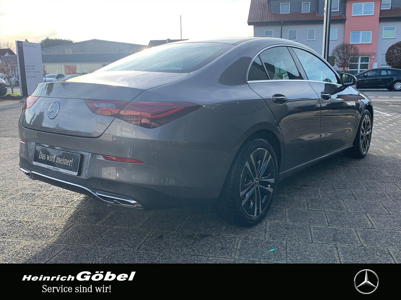 Fahrzeugabbildung Mercedes-Benz CLA 180 Progressive (EURO 6e)