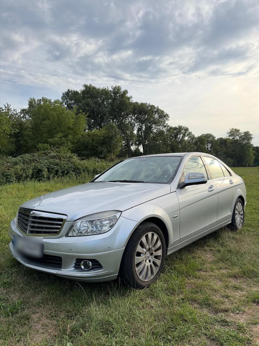 Mercedes-Benz C 180