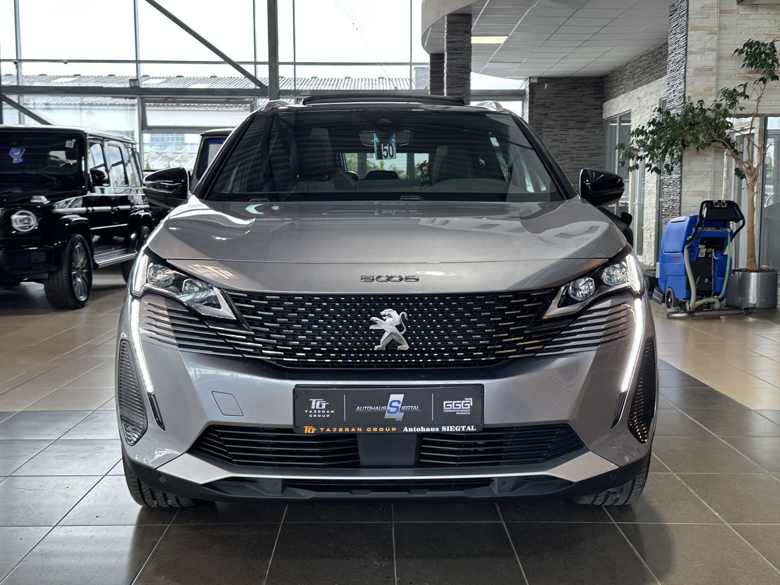 Peugeot 5008 GT 7-Sitzer Memory R.Cam Pano Massage AHK  imagem 2