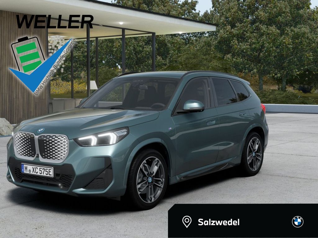 BMW iX1 xDrive30 M Sport 360° DApro MEM H/K AHK