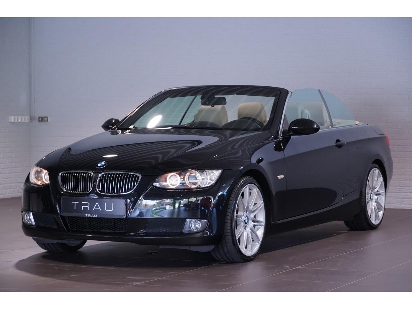 BMW 330 i Cabrio Memo Comfortpak. Leder 19''HIFI Key