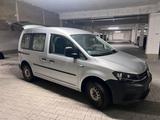 Volkswagen VW Caddy, BJ 2015, Km 132tsd. Benziner 84 Ps - Volkswagen Caddy: C20