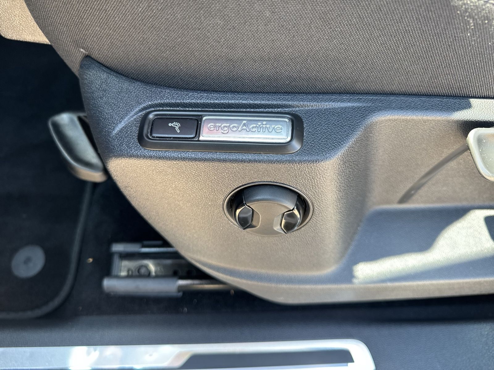 Tiguan Allspace 2.0 TDI Elegance 4Motion, AHK, N