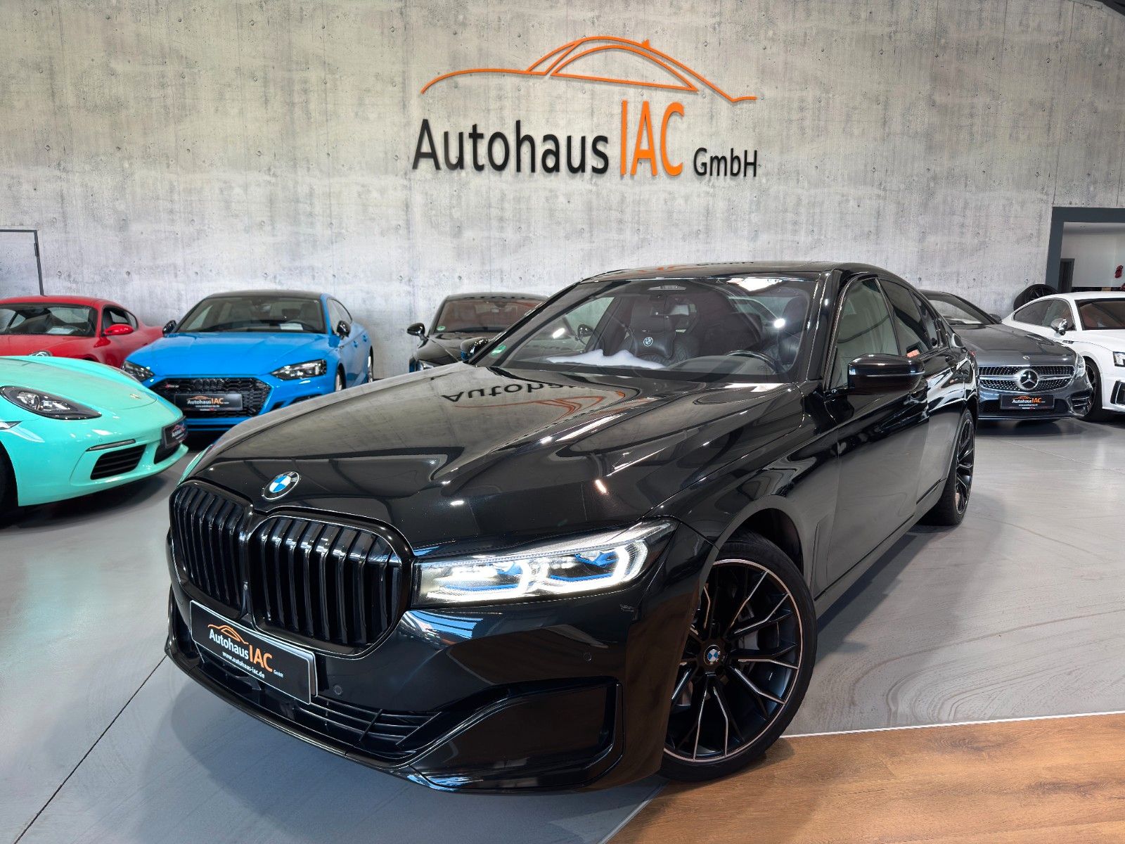 BMW 730D/Schiebedach/ACC/HEAD-UP/M/360*/SITZBELFT