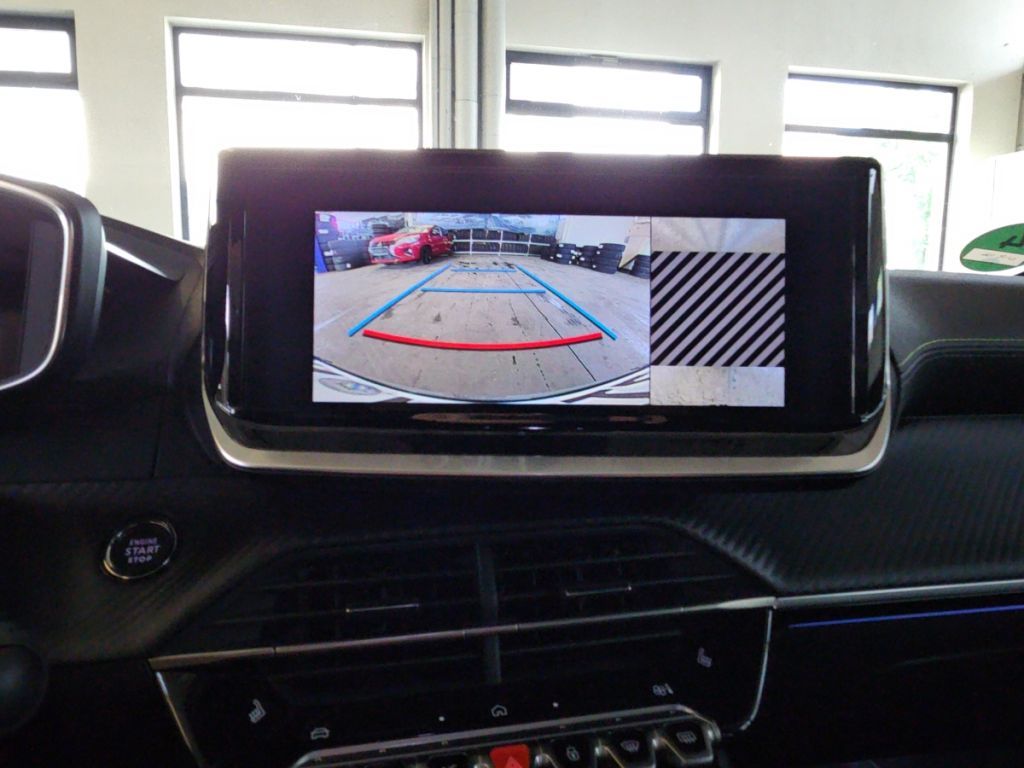 Peugeot 208 - Bild 12
