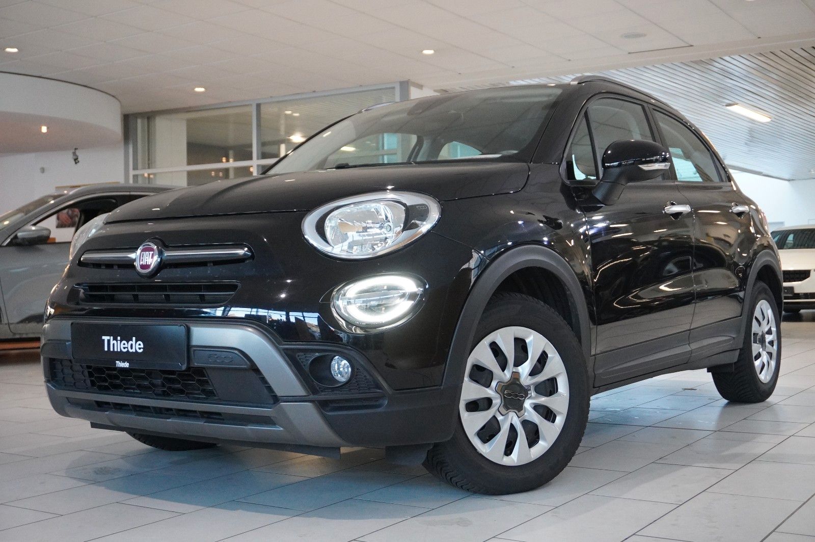 Fahrzeugabbildung Fiat 500X 1.3T CROSS DCT NAVI/LED/PDC/SPORT/TEMP/DAB+
