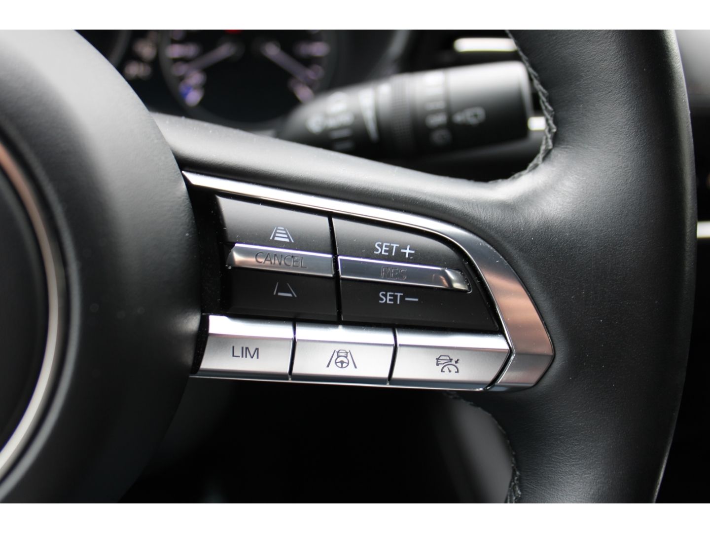 MAZDA 3 Selection SKYACTIV-X M-Hybrid ACC LED 360 Grad - Image 18