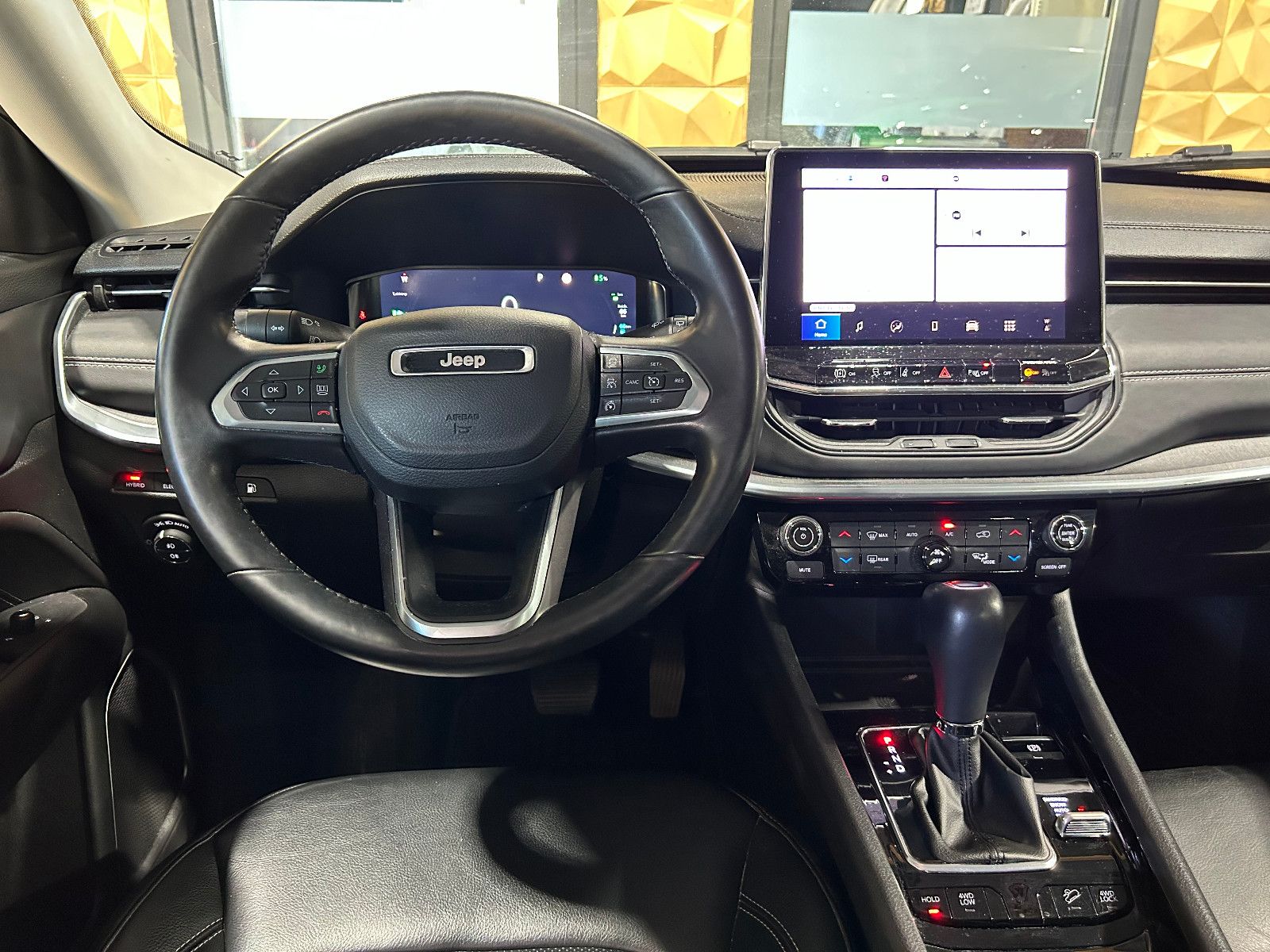 Fahrzeugabbildung Jeep Compass S Plug-In Hybrid 4WD/KAMERA/ACC/NAVI/DAB
