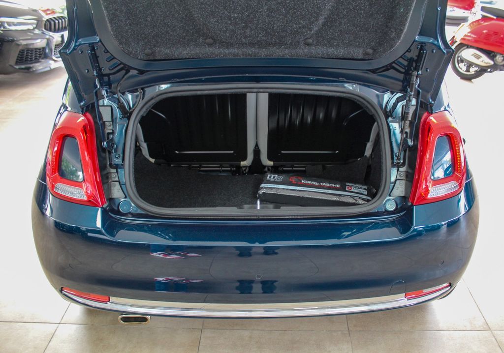 Car Image 21