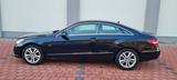 Mercedes-Benz E 350 Coupé E 350 CGI BlueEFFICIENCY AVANTG.... - blaue Mercedes-Benz E-Klasse