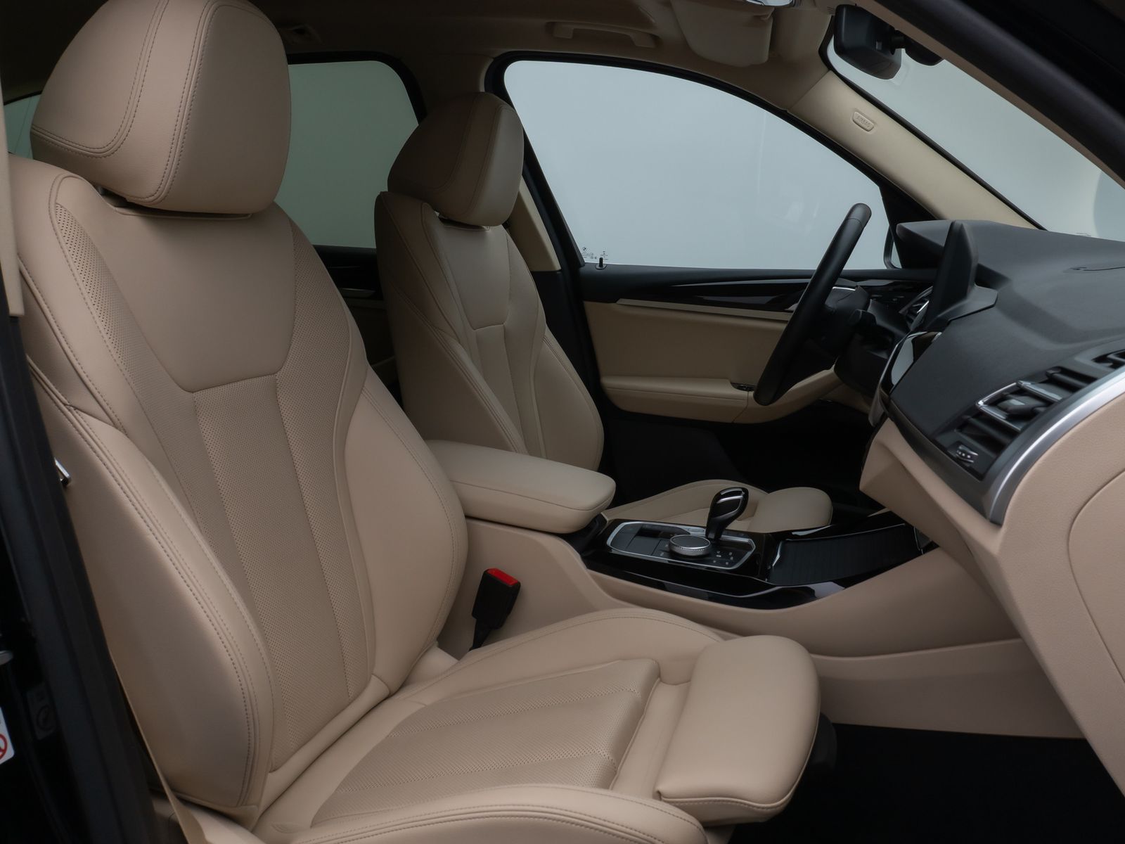 Fahrzeugabbildung BMW X3 xD20d  Kamera DAB HiFi Lnkrhzg Komfort Sport