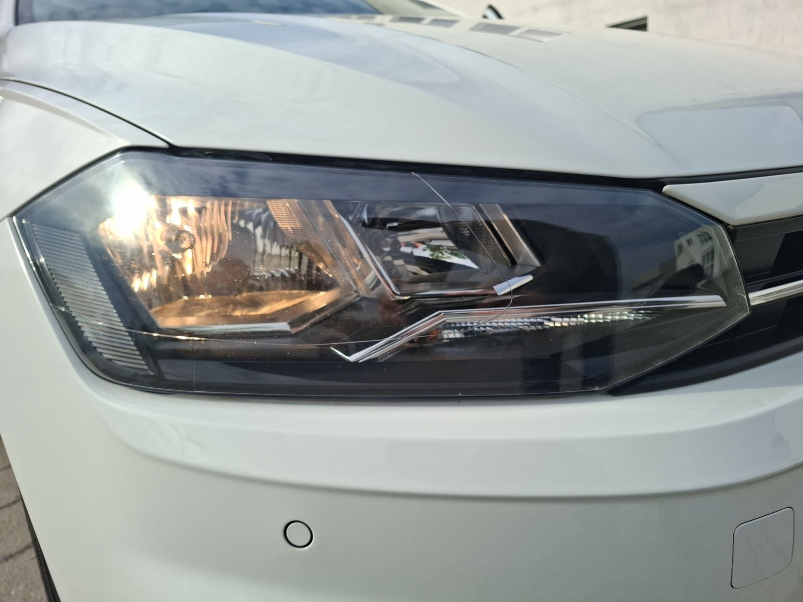 Fahrzeugabbildung Volkswagen Polo TSI Comfortline AppConnect Klima PDC SHZ
