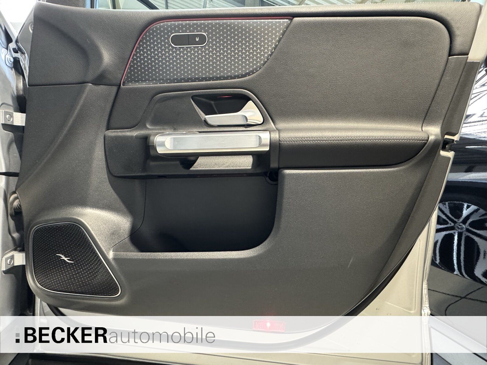 Mercedes-Benz GLB 200 d ADVANCED 7 Sitze AHK BURMESTER DISTRO foto 11