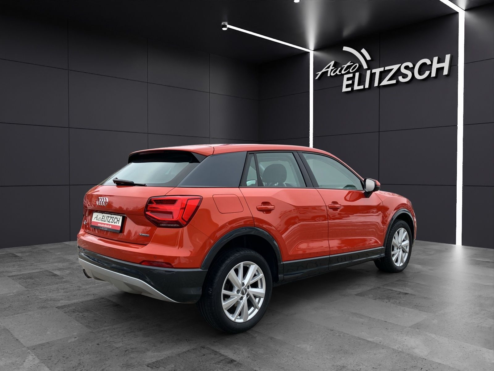 Fahrzeugabbildung Audi Q2 TFSI quattro S tronic LED SHZ APS Plus