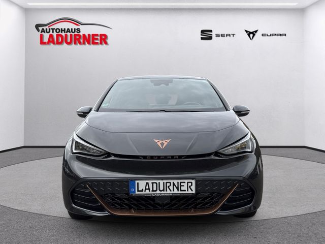 Born 150 kW Navi Digitales Cockpit, LED,ACC,PDC