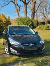 Hyundai i40 cw 1.7 CRDi Premium 100kW Automatik Premium - Hyundai i40 mit Diesel-Antrieb: Kombi, Automatik, 1.7