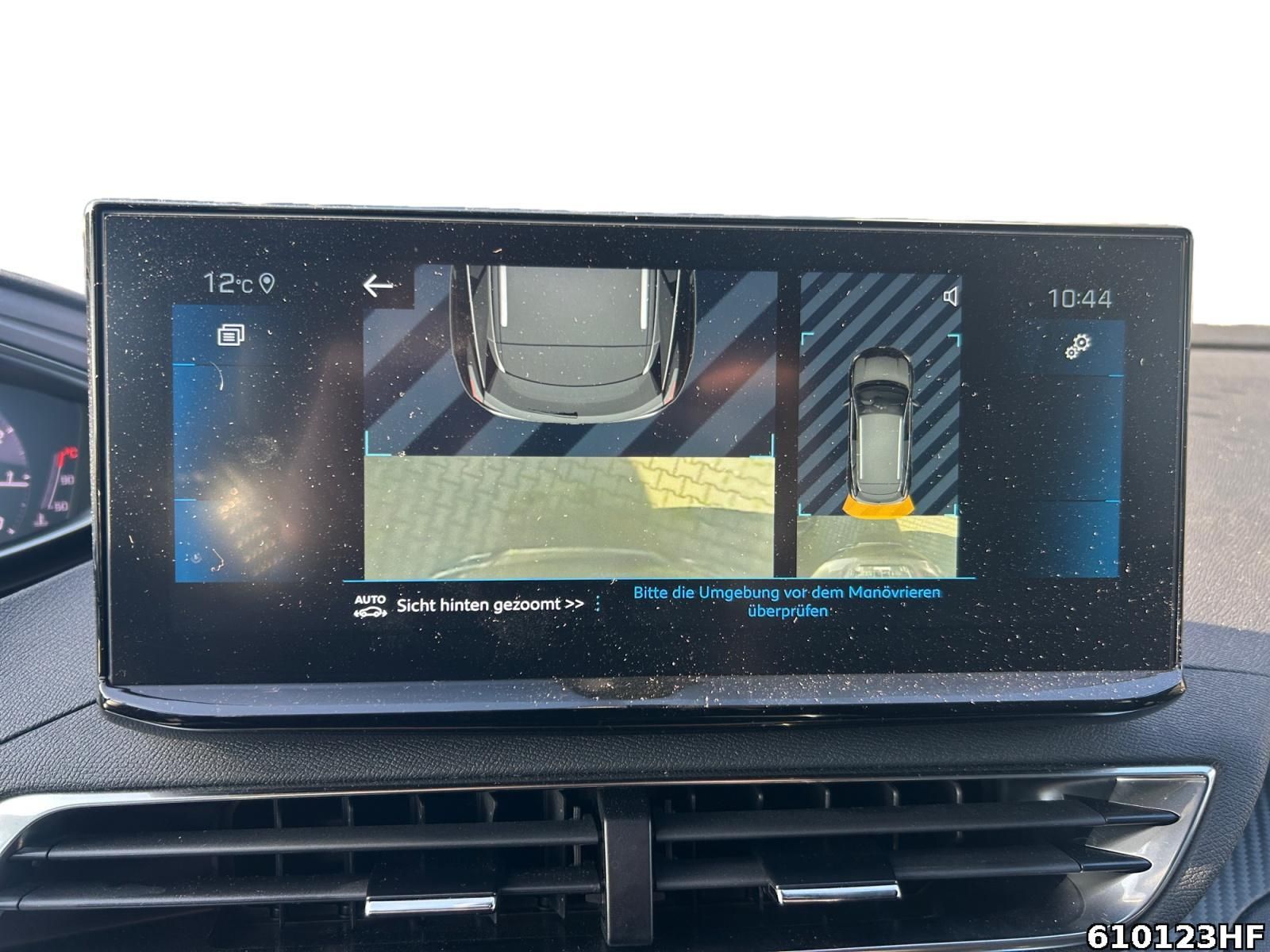Fahrzeugabbildung Peugeot 3008 Allure Pack PureTech 130 EAT8