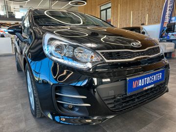 MYAUTOCENTER – Gebraucht- und Jahreswagen mit Werkstattservice in Pfaffenhofen Kia Rio Dream Team *Navi*Klima*Sitzh*Lenkradhz*