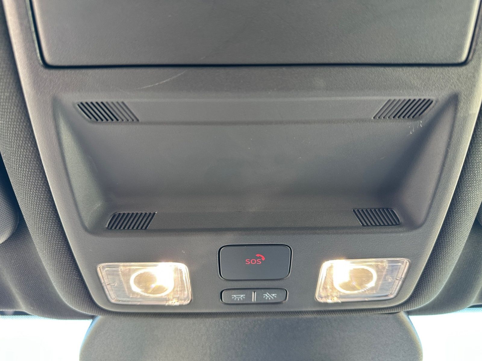Ford Kuga Hybrid ST-Line X – Bild 14