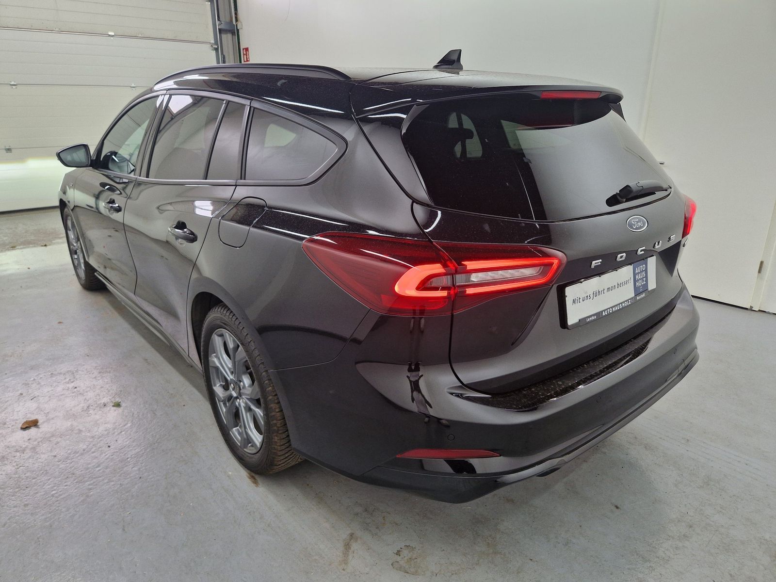 FORD Focus 1.0 EcoBoost MHEV ST-Line ST-Line – Bild 4