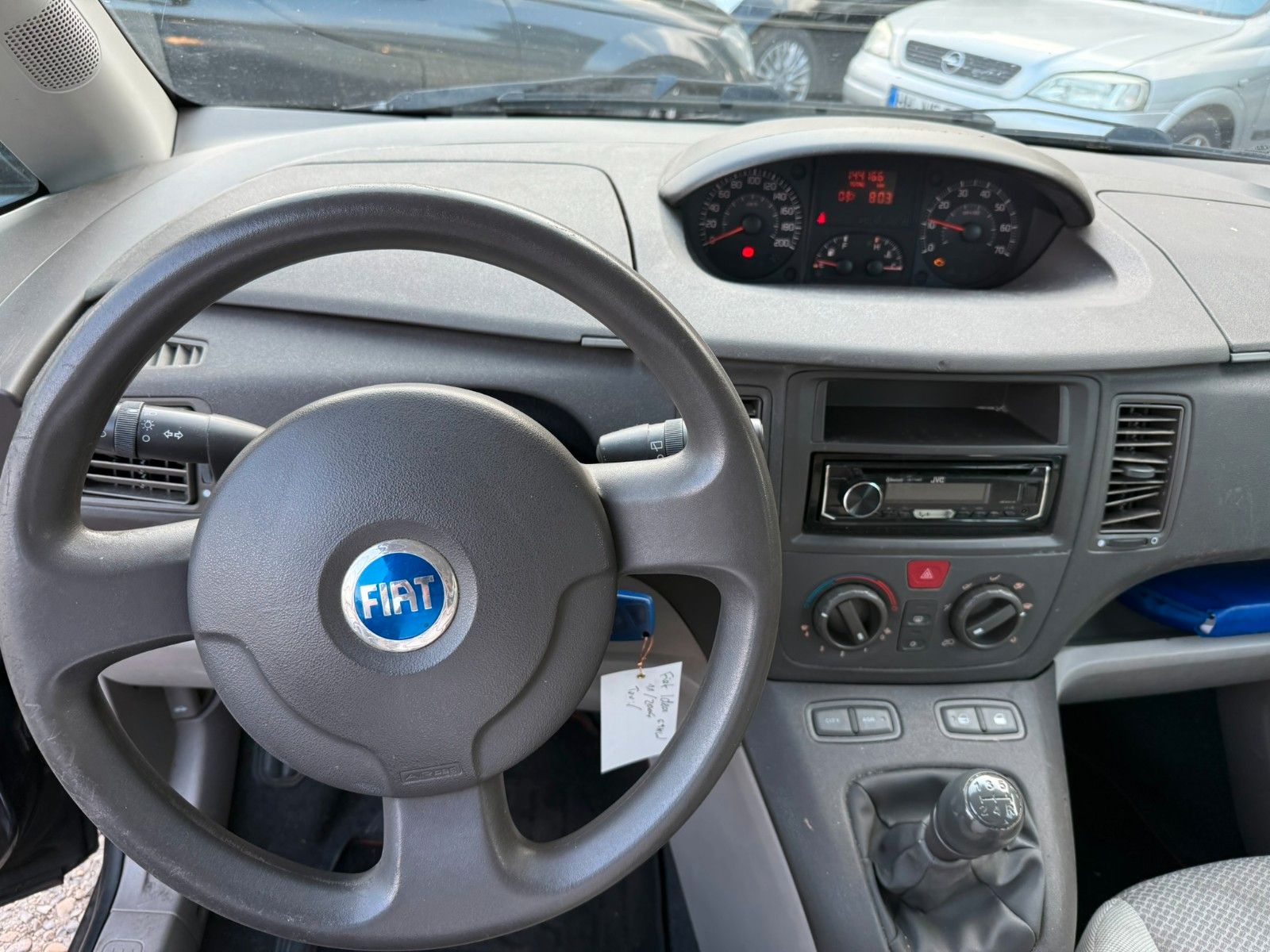 Fahrzeugabbildung Fiat Idea 1.2 16V Active