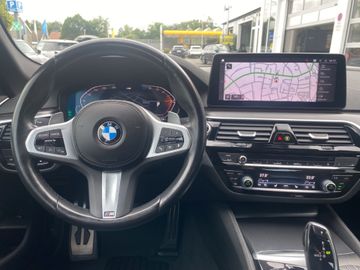 BMW 520 - 8