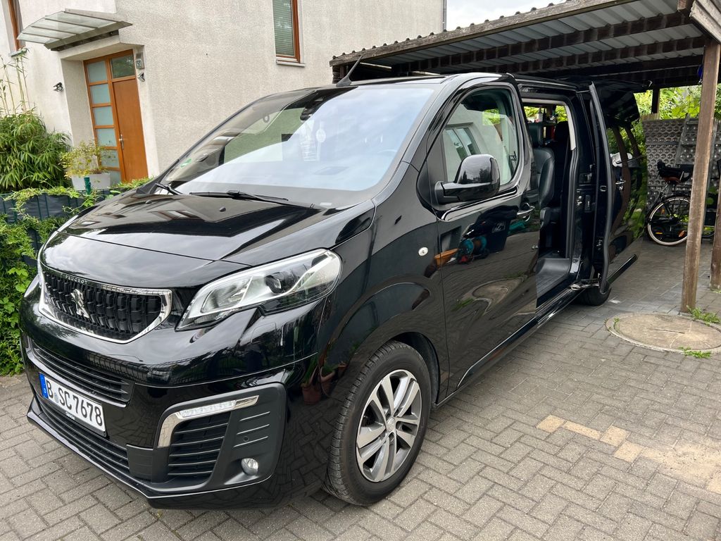 Image of Peugeot Traveller