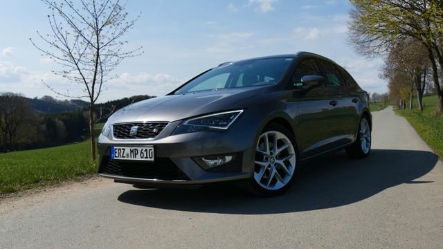 SEAT Leon ST 2.0 TDI 135kW Start&amp;Stop FR DSG FR