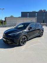 Toyota C-HR 2.0-l-VVTi Hybrid GR Sport Black Editio...