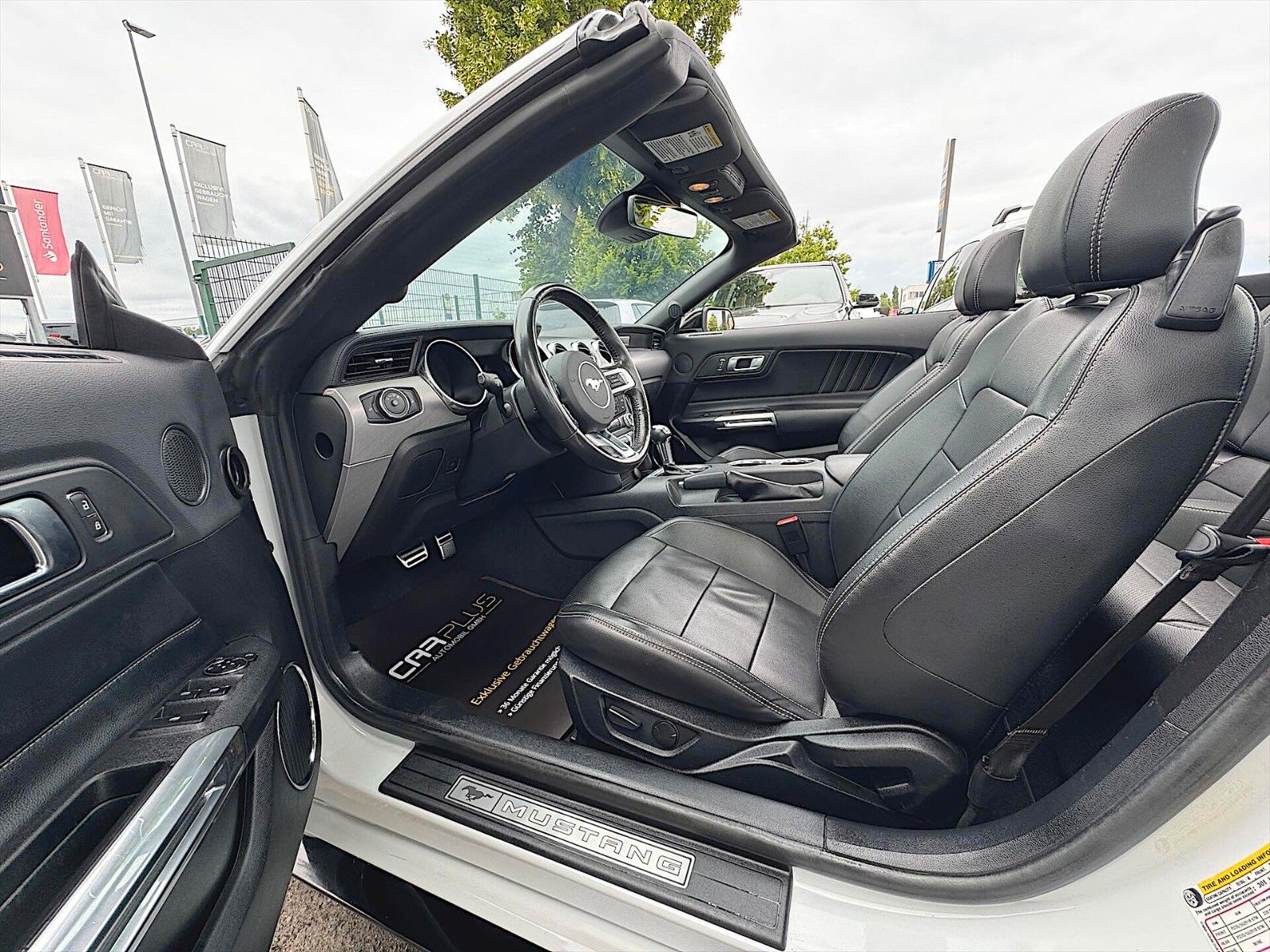 Fahrzeugabbildung Ford Mustang Shelby GT 500 Sport Cabrio Premium LED