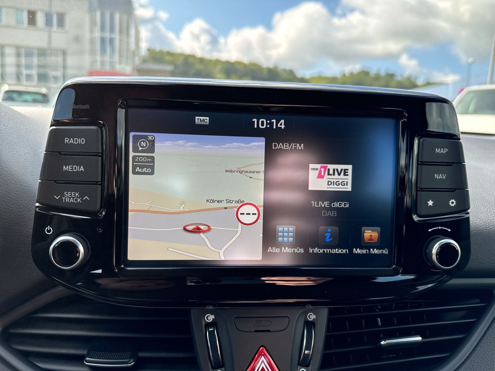 Fahrzeugabbildung Hyundai I30 CW 1.4 Trend NAVI SHZ LENKRHZG KAMERA