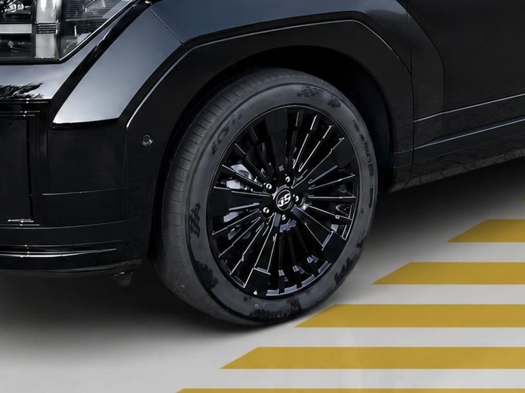 Fahrzeugabbildung Hyundai SANTA FE HEV 5-Sitzer Blackline Glas-Schiebedach