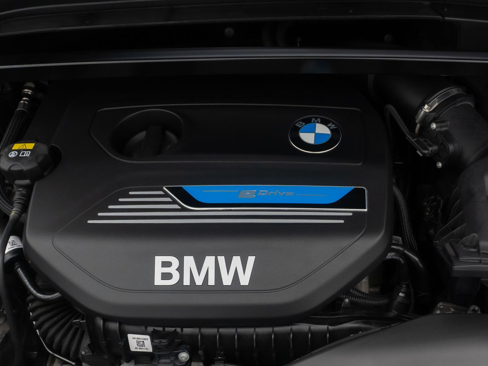 Fahrzeugabbildung BMW X1 xD25e Navi+HiFi Kamera Alarm HUD DAB Panorama