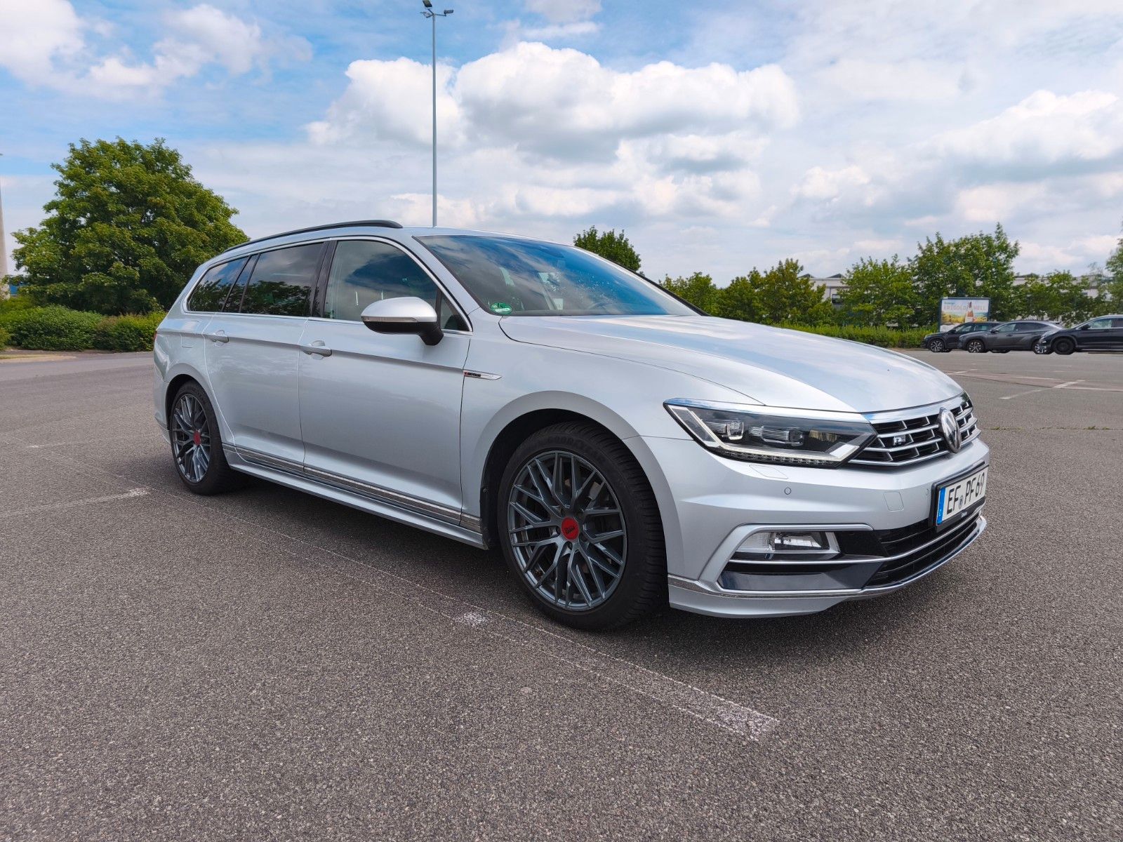 VW Passat Variant 2.0 TDI SCR 140kW DSG 4MOT Co...