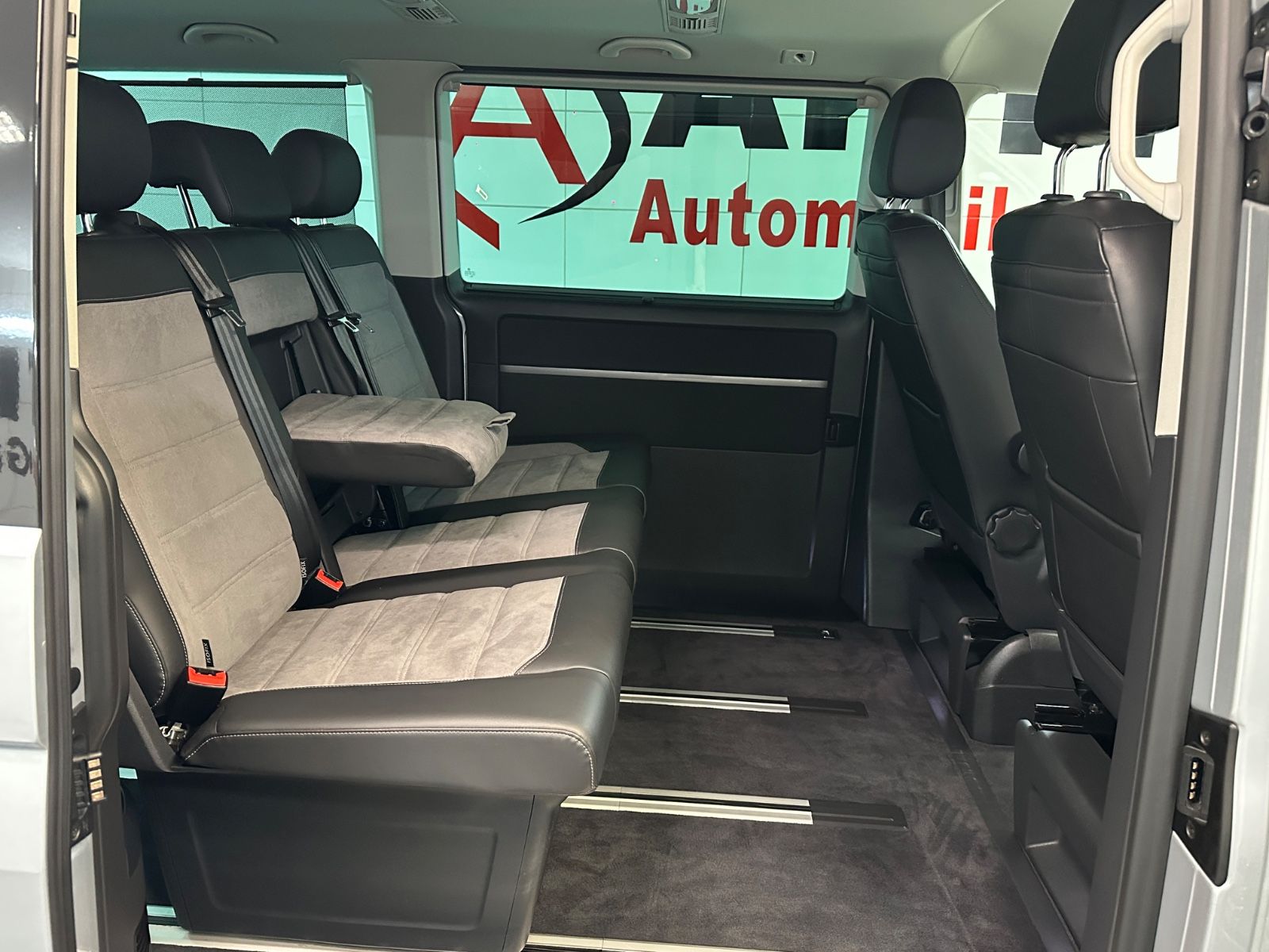 Volkswagen T6.1 Multivan Generation Six FWD Virtual LED foto 23
