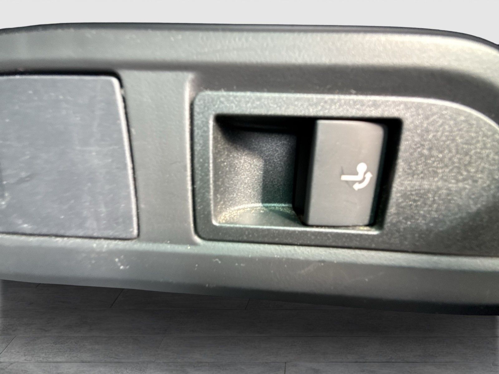 Fahrzeugabbildung SKODA Kodiaq Style 4x4 TDI  DSG Matrix Navi GRA AHK VC