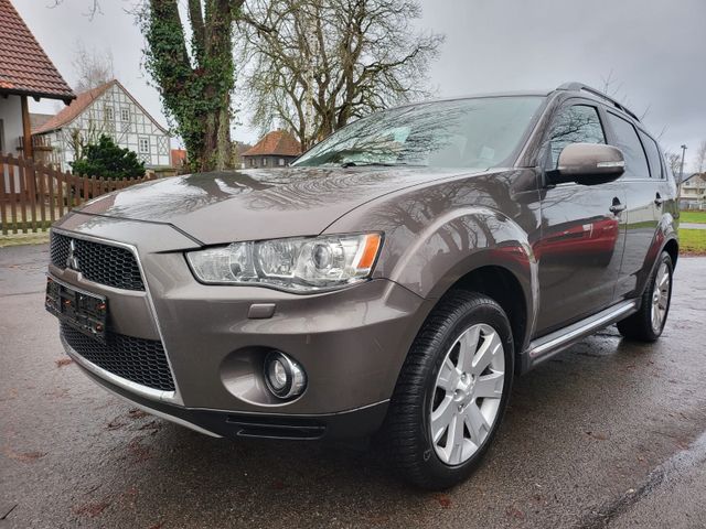 Mitsubishi Outlander 2.2 DI-D Intense 4WD Xenon AHK Euro5