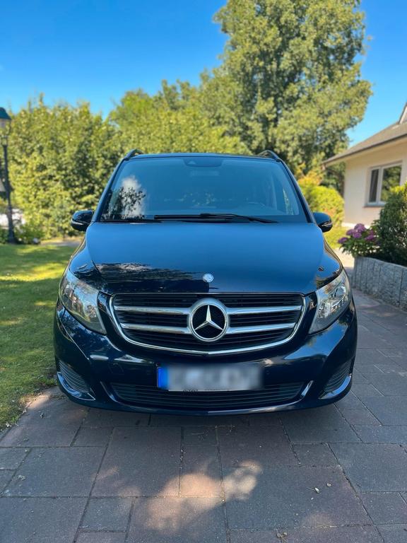 Mercedes-Benz V 220