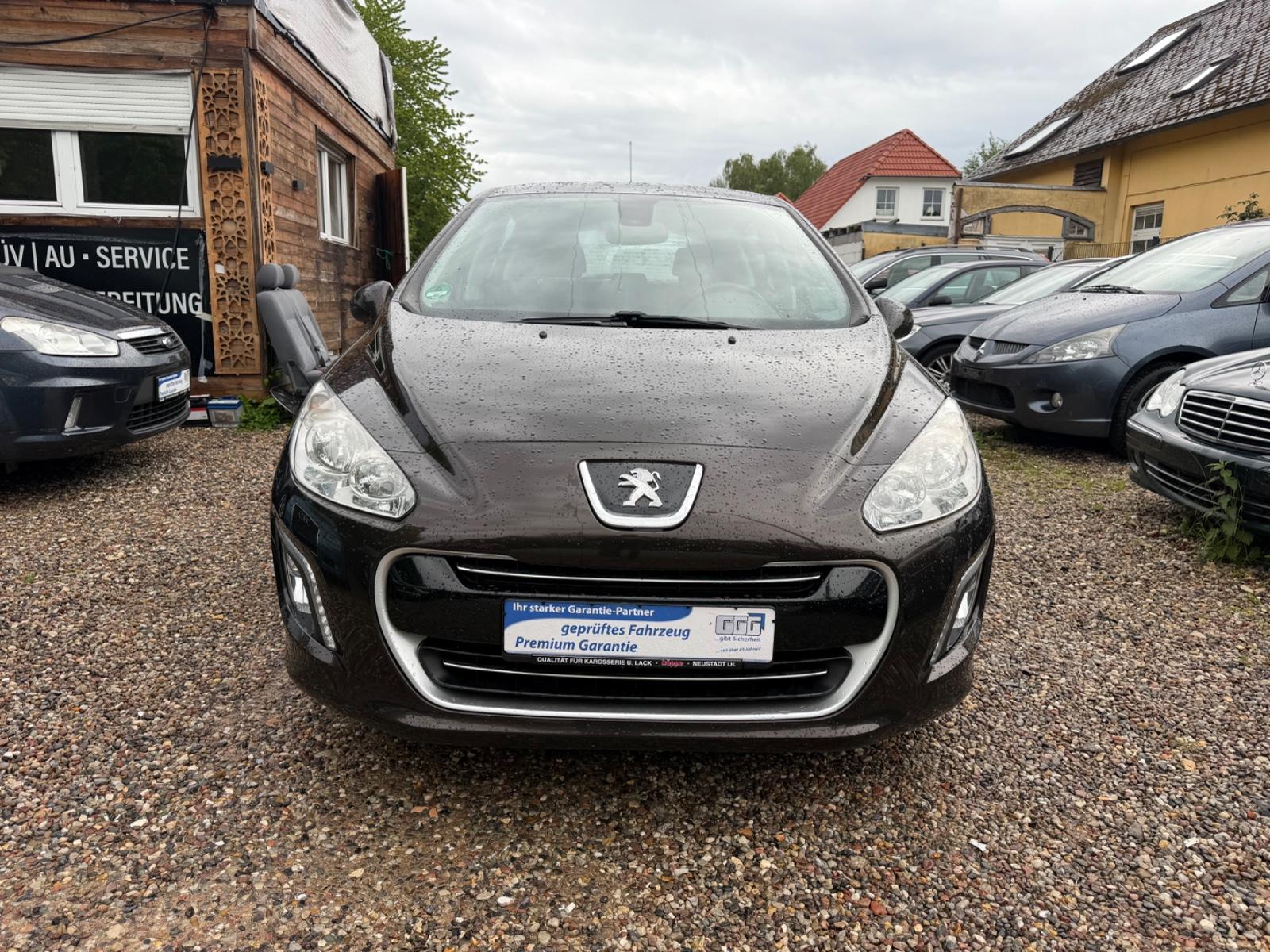 Peugeot 308 Active TÜV&AU neu Scheckheftgepflegt