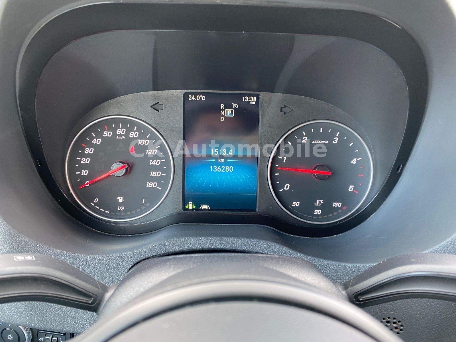 Fahrzeugabbildung Mercedes-Benz Sprinter III Mixto 319CDI Autom./5 Sitze/Navi