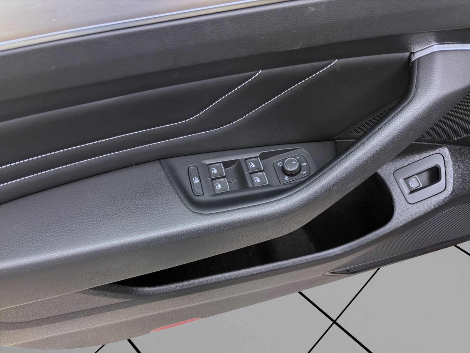 Volkswagen Passat Variant - Bild 11