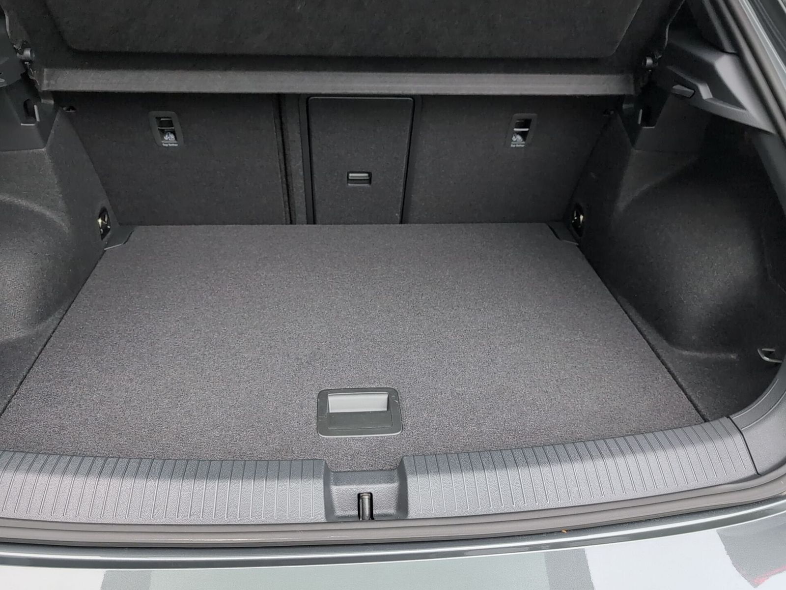 Volkswagen T-Roc - Bild 8
