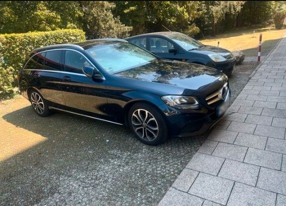 Image of Mercedes-Benz C 200