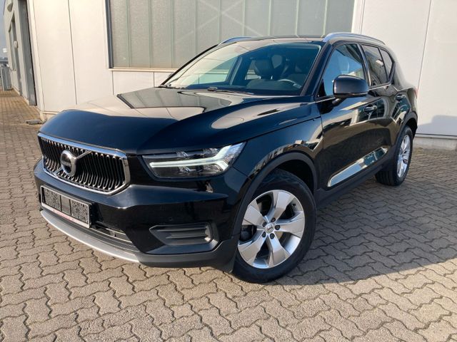 Volvo XC 40 D4 Momentum AWD